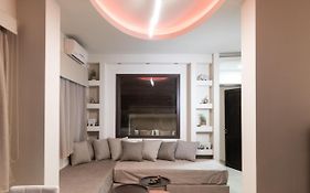 Pasiphae Lux Apartment Downtown